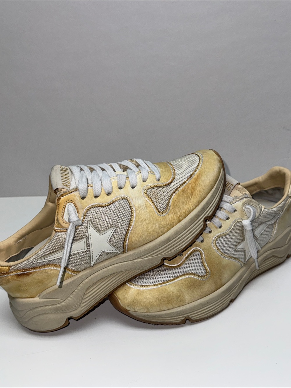 Golden Goose Style Cream Runner Sneakers - Picture 8 of 10